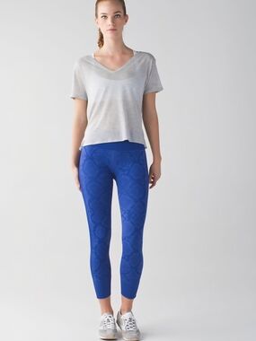 Lululemon Ebb To Street Pant Blue Seamless Leggings Size 2